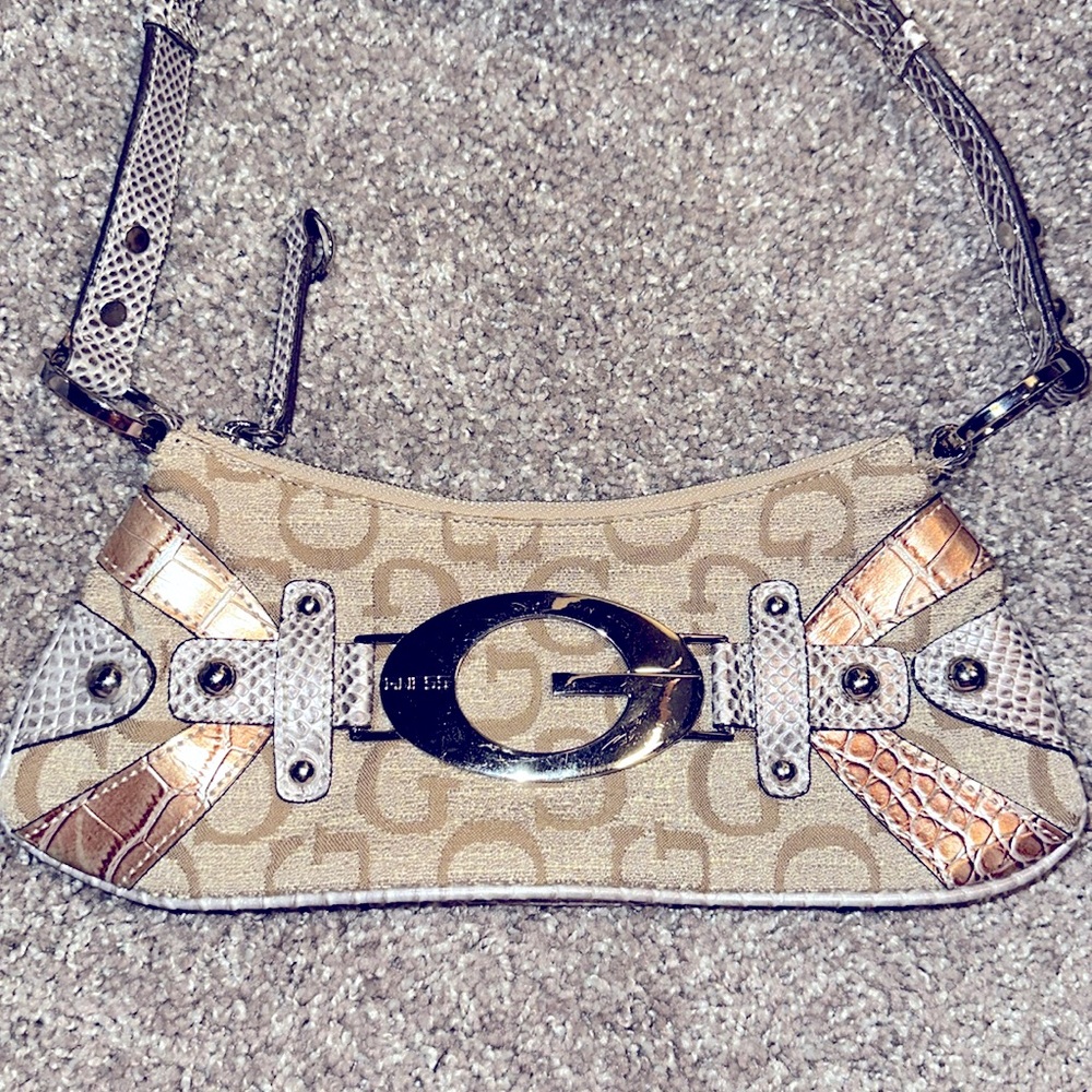 VINTAGE GUESS BAG